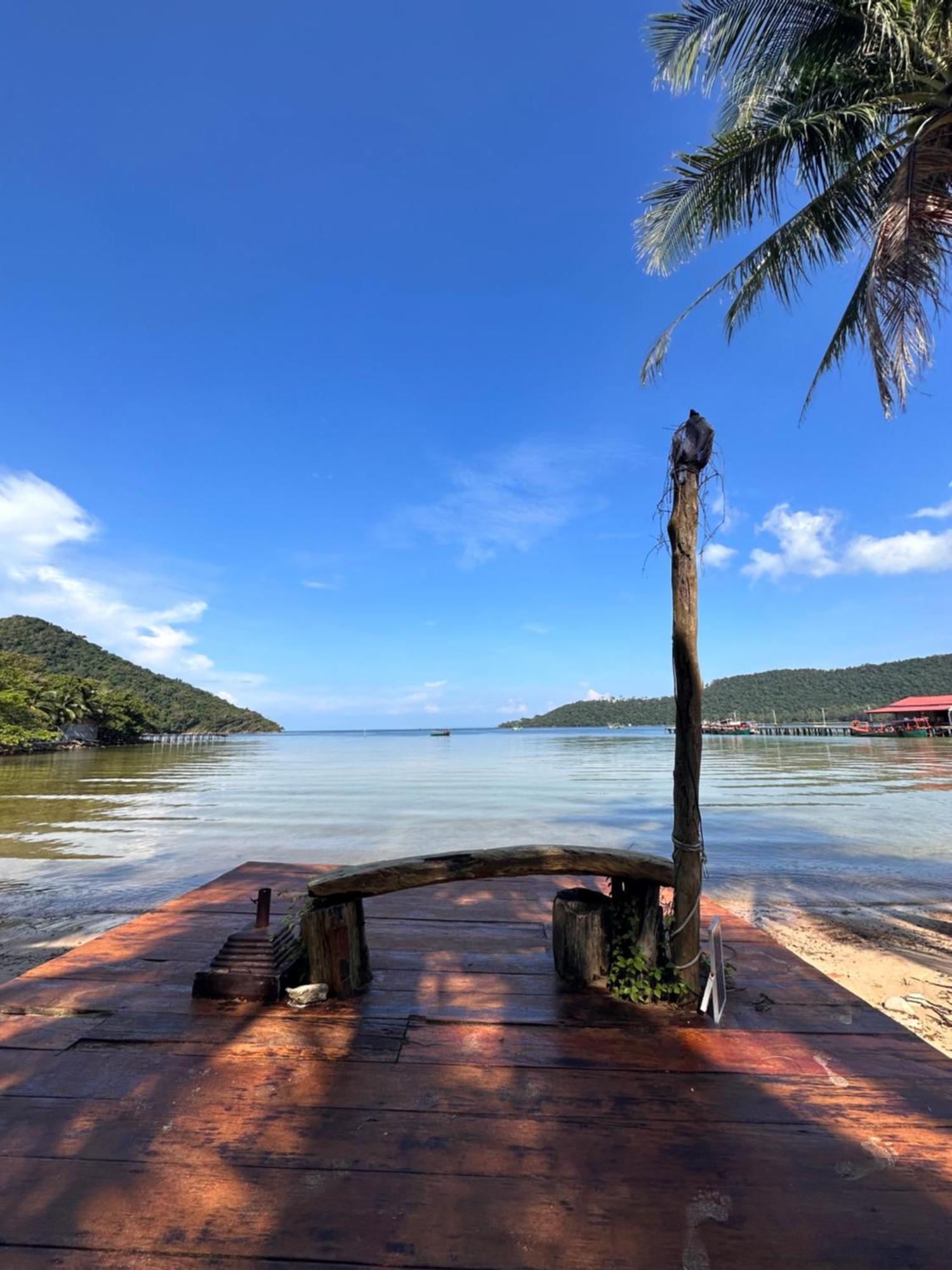 Easy Tiger - M'Pai Bay Beach, Ко-Ронг-Самлоем Екстер'єр фото